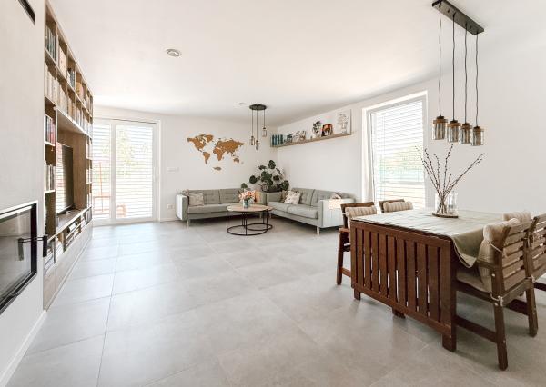 Moderná novostavba Rodinného domu s krásnym pozemkom v Zálesí