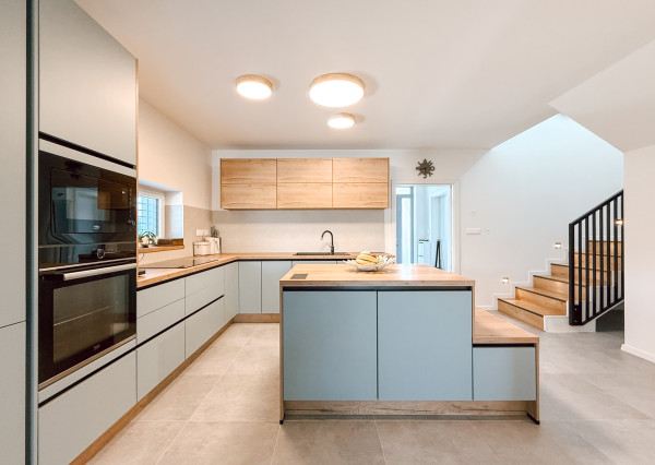 Moderná novostavba Rodinného domu s krásnym pozemkom v Zálesí