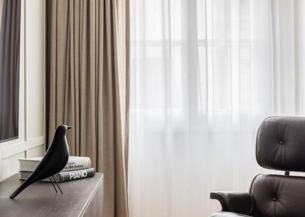 Prestížny luxusný 4 izbový byt na pešej zóne - Staré Mesto