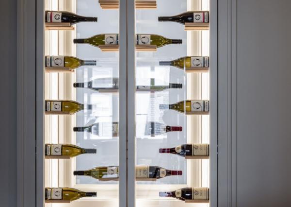 Prestížny luxusný 4 izbový byt na pešej zóne - Staré Mesto