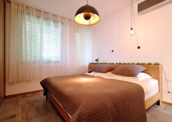 Luxusný 3 izbový byt - dizajnový projekt CUBES - garáž