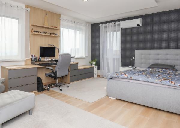 Nadštandardný a veľkorysý 6 izbový penthouse s dvomi terasami a krásnym výhľadom na mesto