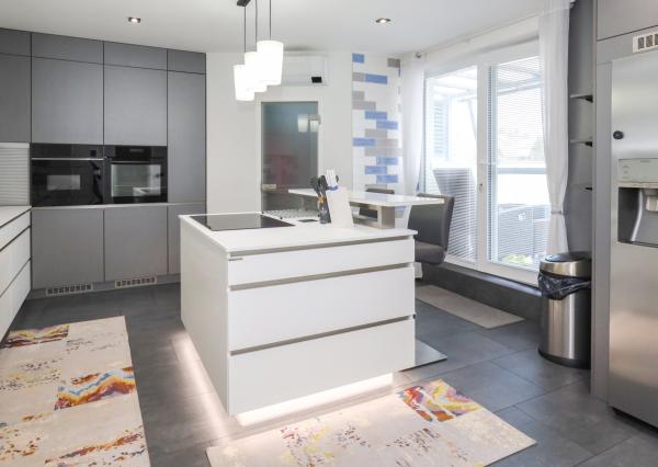 Nadštandardný a veľkorysý 6 izbový penthouse s dvomi terasami a krásnym výhľadom na mesto