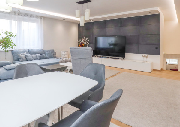 Nadštandardný a veľkorysý 6 izbový penthouse s dvomi terasami a krásnym výhľadom na mesto