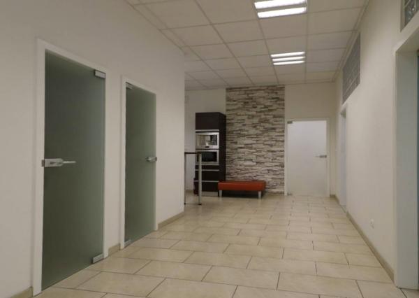 Exkluzívne - KANCELÁRIE prepojené s vykurovaným SKLADOM, NOVOSTAVBA , 348,17m2