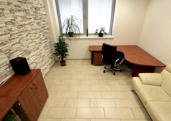 Exkluzívne - KANCELÁRIE prepojené s vykurovaným SKLADOM, NOVOSTAVBA , 348,17m2