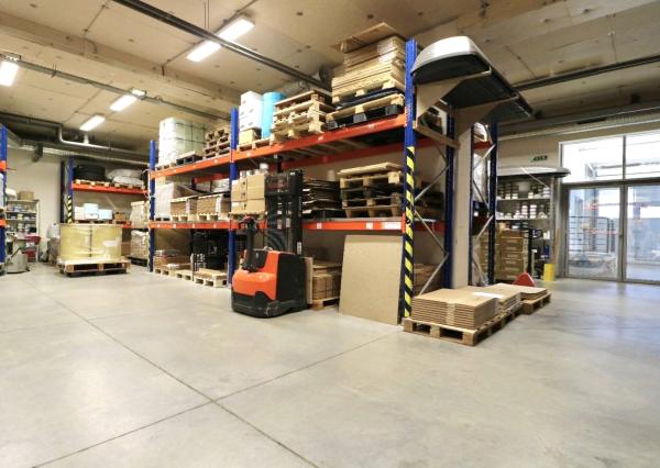 Exkluzívne - KANCELÁRIE prepojené s vykurovaným SKLADOM, NOVOSTAVBA , 348,17m2