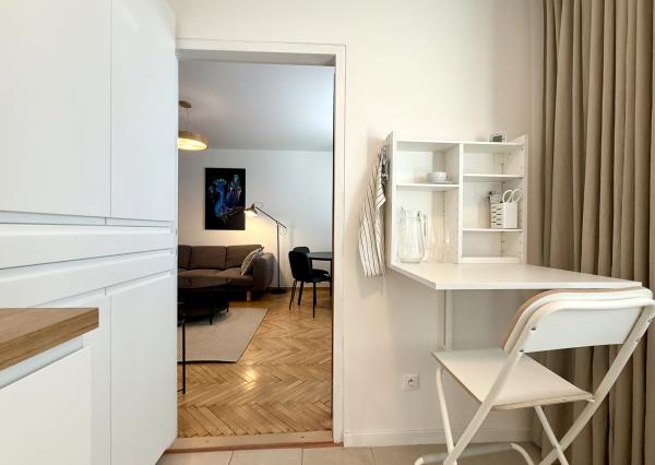 Prenájom - príjemný, zariadený 2i byt pri Račianskom mýte, REKONŠTRUKCIA, ul. J.C. Hronského, 63 m2