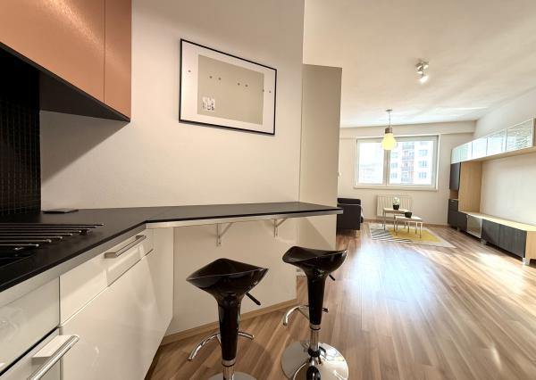 Moderne zariadený 1i byt v NOVOSTAVBE, BA III., Letná ul., 40,50 m2