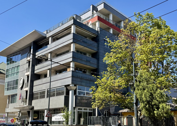 Veľkometrážny 3i byt v centre s výhľadmi a garážovým státím , NOVOSTAVBA, BA I., 137,80 m2