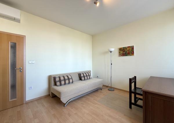 Veľkometrážny 3i byt v centre s výhľadmi a garážovým státím , NOVOSTAVBA, BA I., 137,80 m2
