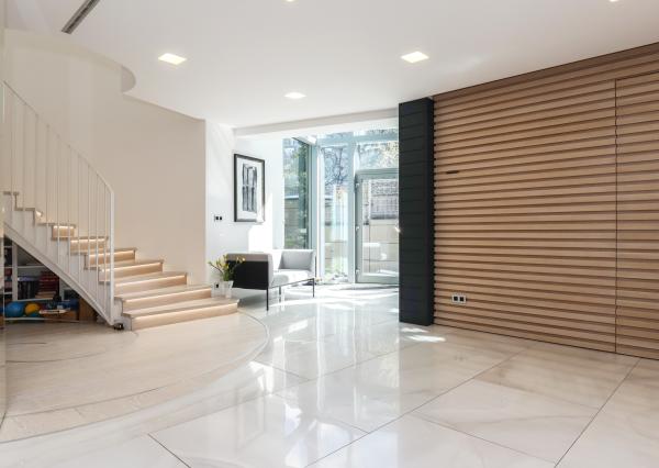 Nadštandardný 6i RD s bazénom na Hradnom kopci, BA I. Staré Mesto, pozemok 1118 m2