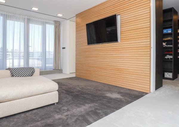Nadštandardný 6i RD s bazénom na Hradnom kopci, BA I. Staré Mesto, pozemok 1118 m2