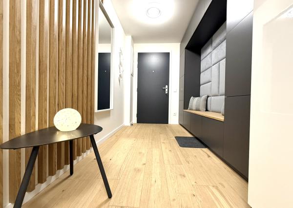 Veľký, ZARIADENÝ 2i byt s exteriérom v NÍZKONÁKLADOVEJ novostavbe, BA II.,  75,70 m2