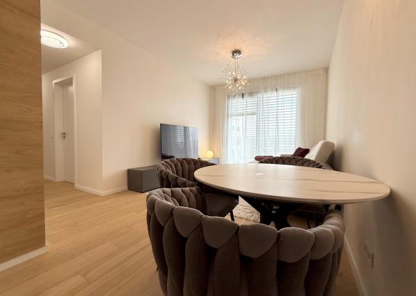 Veľký, ZARIADENÝ 2i byt s exteriérom v NÍZKONÁKLADOVEJ novostavbe, BA II.,  75,70 m2