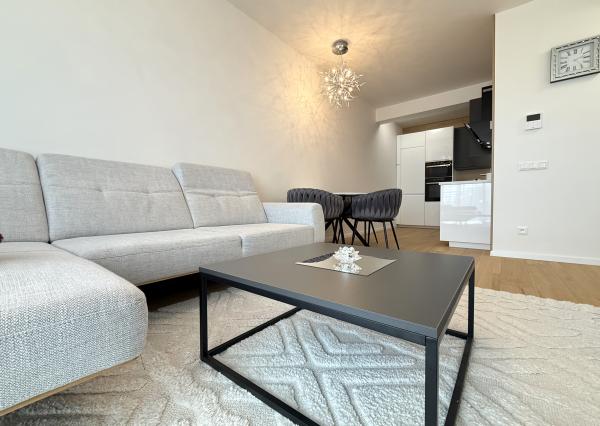 Veľký, ZARIADENÝ 2i byt s exteriérom v NÍZKONÁKLADOVEJ novostavbe, BA II.,  75,70 m2
