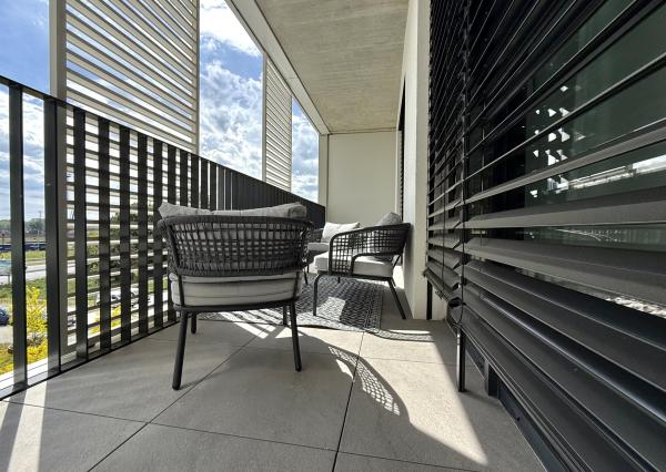 Veľký, ZARIADENÝ 2i byt s exteriérom v NÍZKONÁKLADOVEJ novostavbe, BA II.,  75,70 m2