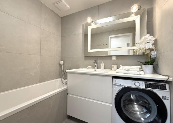 Veľký, ZARIADENÝ 2i byt s exteriérom v NÍZKONÁKLADOVEJ novostavbe, BA II.,  75,70 m2