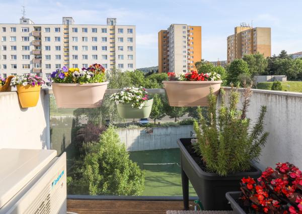 Pekný 3i byt s dvoma exteriérmi pri lese v NOVOSTAVBE Záhradné Vily, BA IV., Dúbravka , 89,34 m2
