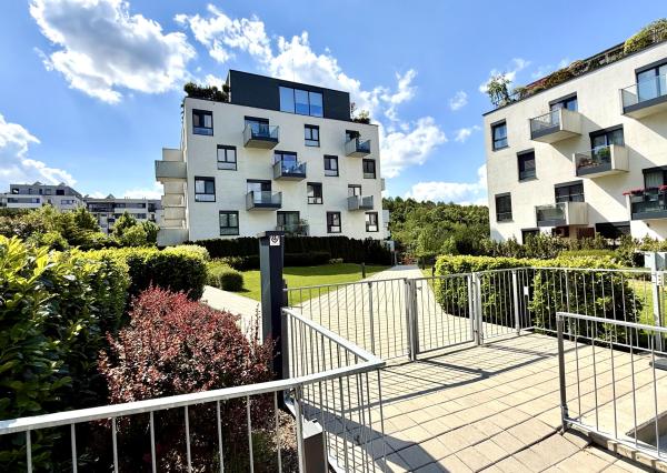 Pekný 3i byt s dvoma exteriérmi pri lese v NOVOSTAVBE Záhradné Vily, BA IV., Dúbravka , 89,34 m2