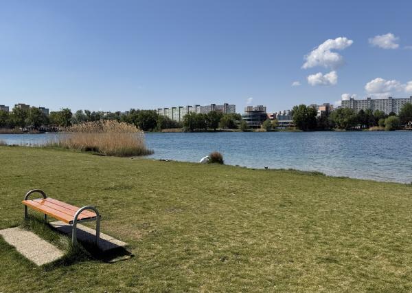 Veľký 4i byt s výbornou polohou a občianskou vybavenosťou, BA V., Ľubovnianska ul., 93 m2