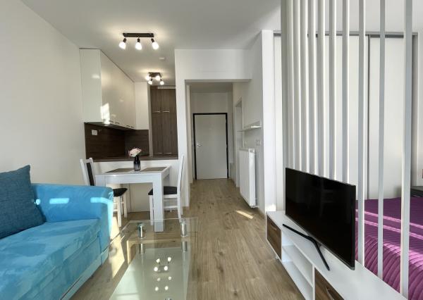 ZARIADENÝ 1,5 izbový byt s veľkým exteriérom a parkingom v NOVOSTAVBE Slnečnice - Viladomy