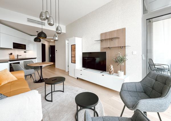 Luxusný 2 izbový byt s výhľadom na hrad v Eurovea Tower