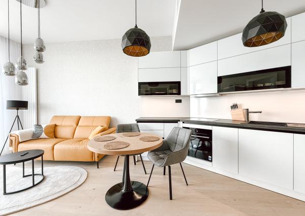 Luxusný 2 izbový byt s výhľadom na hrad v Eurovea Tower