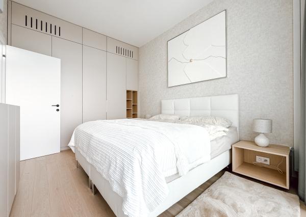 Luxusný 2 izbový byt s výhľadom na hrad v Eurovea Tower