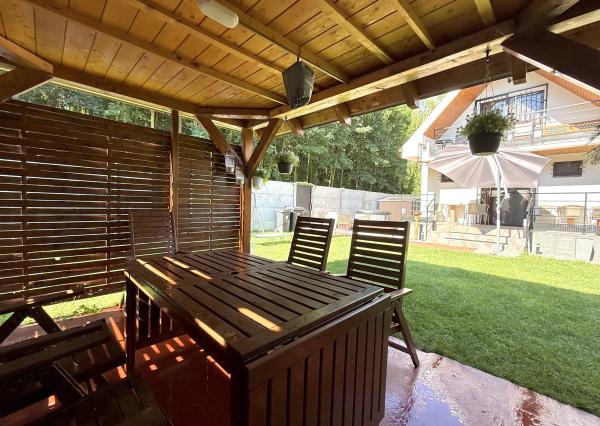 Celoročne obývateľná , moderne zariadená 4i rekreačná chata pri lese , NOVOSTAVBA, Gabčíkovo- Prístav,
