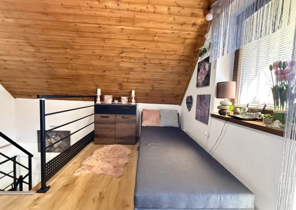 Celoročne obývateľná , moderne zariadená 4i rekreačná chata pri lese , NOVOSTAVBA, Gabčíkovo- Prístav,