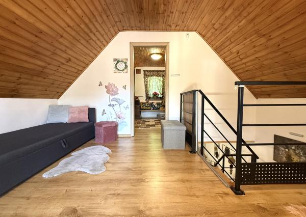 Celoročne obývateľná , moderne zariadená 4i rekreačná chata pri lese , NOVOSTAVBA, Gabčíkovo- Prístav,