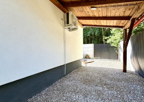Celoročne obývateľná , moderne zariadená 4i rekreačná chata pri lese , NOVOSTAVBA, Gabčíkovo- Prístav,