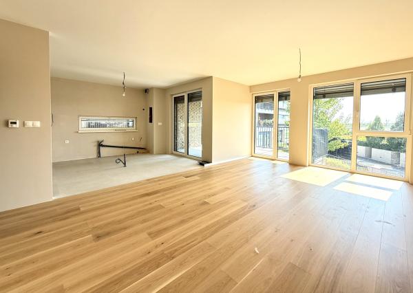 Novostavba 4i bytu s TERASOU v NADŠTANDARDNOM nízko podlažnom projekte Sady Jarovce, BA V., 130,52 m2