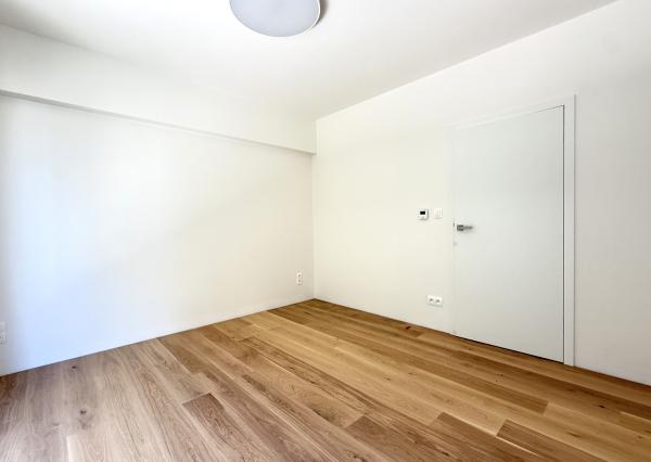 Novostavba 4i bytu s TERASOU v NADŠTANDARDNOM nízko podlažnom projekte Sady Jarovce, BA V., 130,52 m2