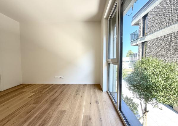 Novostavba 4i bytu s TERASOU v NADŠTANDARDNOM nízko podlažnom projekte Sady Jarovce, BA V., 130,52 m2