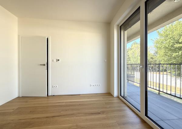 Novostavba 4i bytu s TERASOU v NADŠTANDARDNOM nízko podlažnom projekte Sady Jarovce, BA V., 130,52 m2
