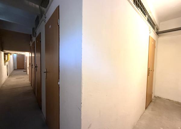 Tichý 1,5i byt v úplnom centre mesta, REKONŠTRUKCIA , BA I., Karadžičova ul., 46 m2
