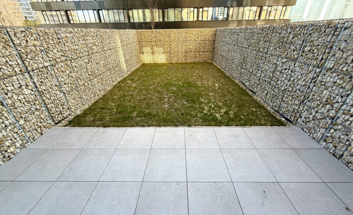 Jedinečný 2i byt s terasou a vlastnou ZÁHRADOU v centre DOWNTOWNU, METROPOLIS, Bottova ul., 110,24 m2 - fotografia 4