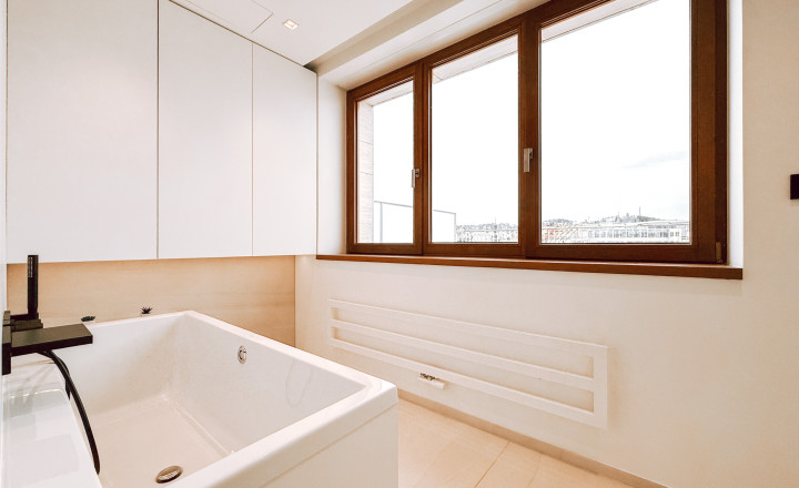 Penthouse s dvoma terasami na pešej zóne Starého Mesta - fotografia 17