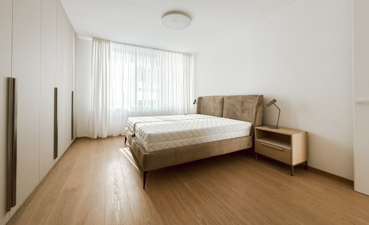 Nadčasový a moderný byt s terasou v jedinečnom projekte River Park - fotografia 13
