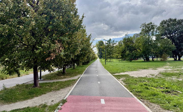 PRÍJEMNÝ 3 izbový byt, TOP lokalita na začiatku Petržalky , Mlynarovičova ul., 76,20 m2 - fotografia 23