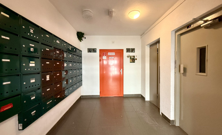 PRÍJEMNÝ 3 izbový byt, TOP lokalita na začiatku Petržalky , Mlynarovičova ul., 76,20 m2 - fotografia 17