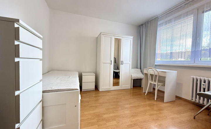 PRÍJEMNÝ 3 izbový byt, TOP lokalita na začiatku Petržalky , Mlynarovičova ul., 76,20 m2 - fotografia 4